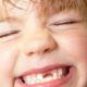 Смена молочных зубов на постоянные у детей