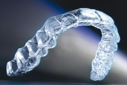 Что такое ортодонтическая система - каппы-элайнеры Инвизилайн (Invisalign)?