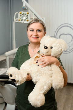 Стоматолог-ортодонт Холодова Наталья Владимировна